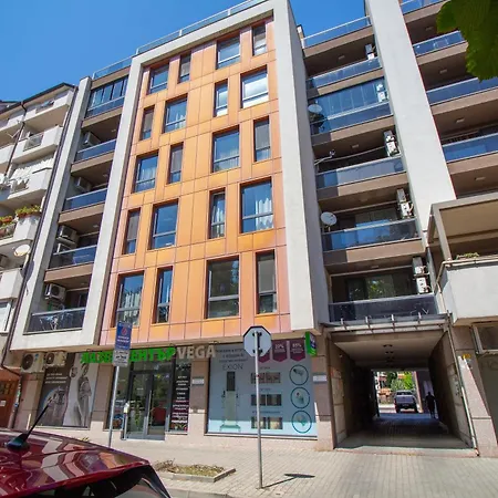 Domus Amber With Parking Lägenhet Plovdiv